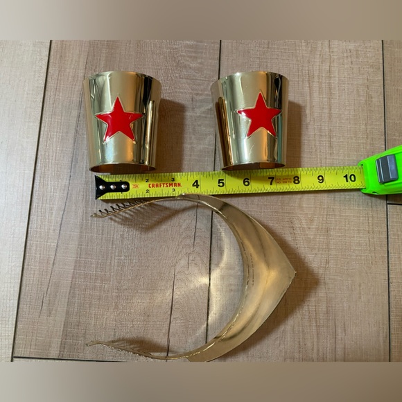 DC Comics Gold and Red Wonder Woman Accessories main image 9
